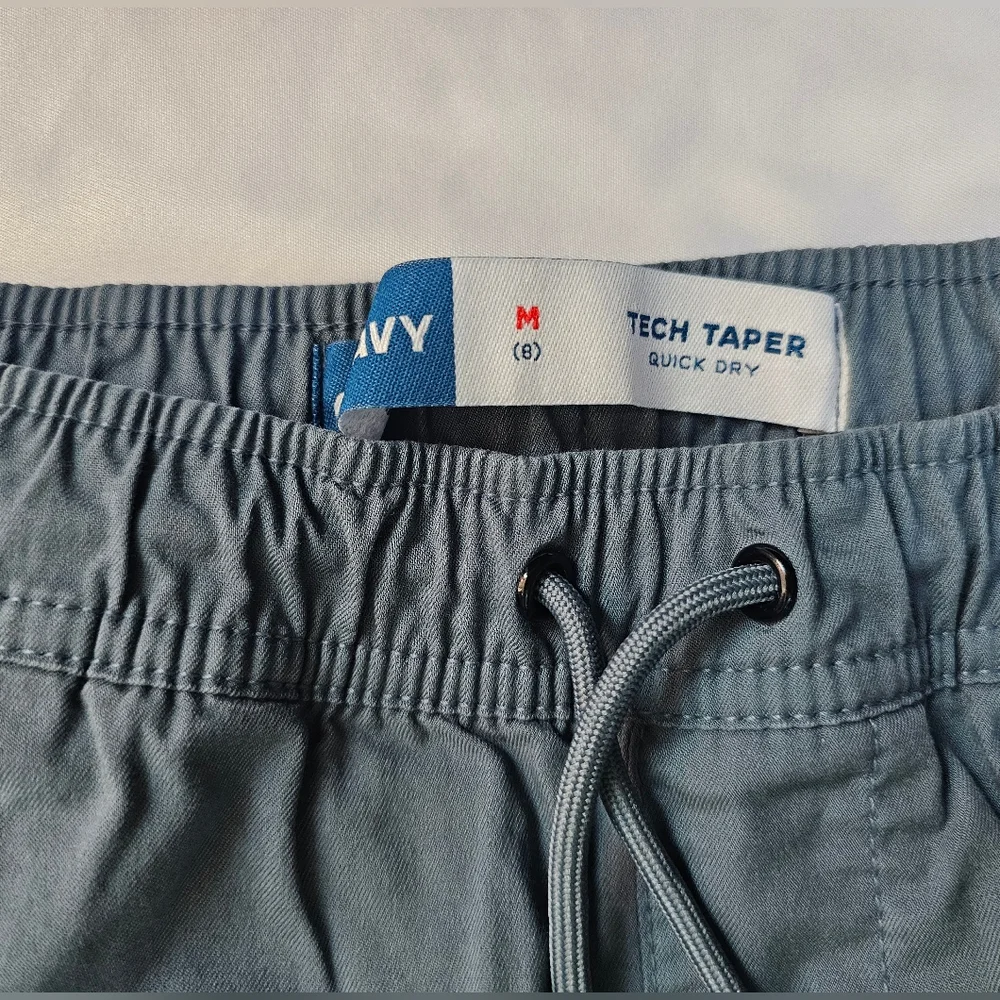 Old Navy Boys Tech Taper Quick Dry Gray Pants- Medium (8)